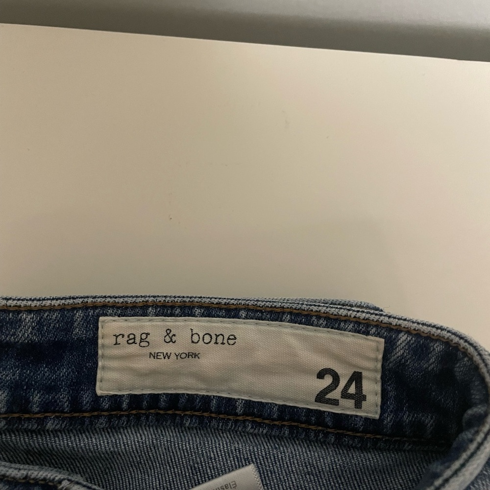 Women’s Rag & Bone Jeans - Picture 3 of 8